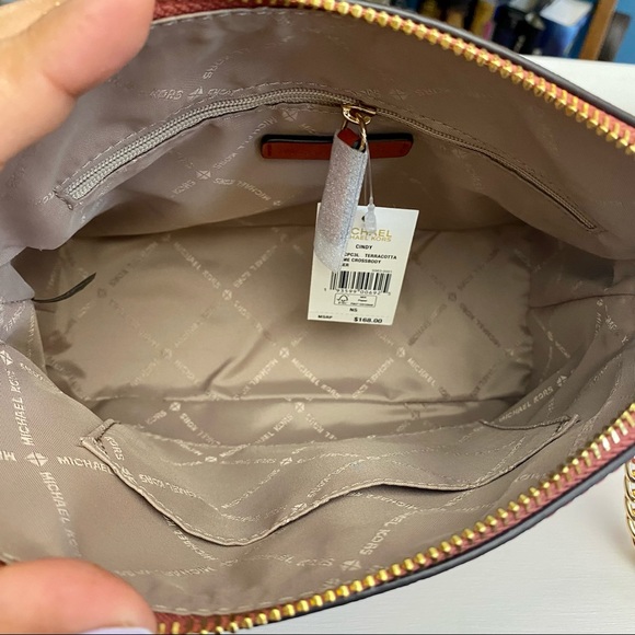 MICHAEL KORS Leather Bag Cindy Mini Dome Crossbody Terracota Color - Picture 13 of 16